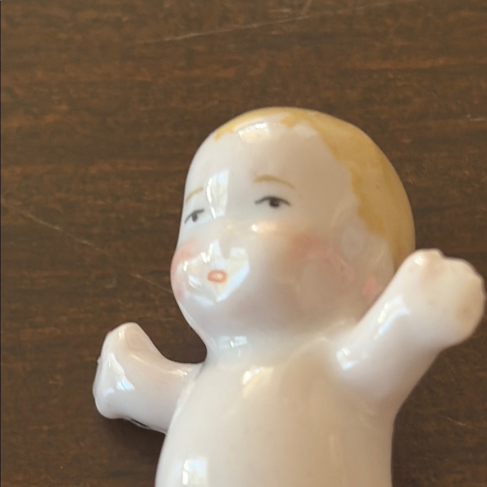 Vintage Porcelain Doll Figurine Cupie doll  head for pin cushion - Picture 7 of 10